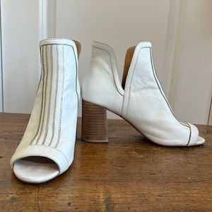 Joe’s Jeans Joe’s White Open Toe Heeled Sandals